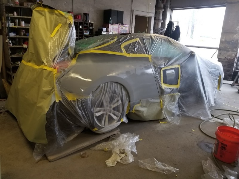 Auto body repair work at Tom Martin's Body Shop